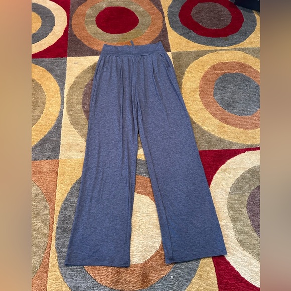 Vuori Pants - Vuori Lux At East Straight Leg Pants Lightweight Thin Material Heather Blue S